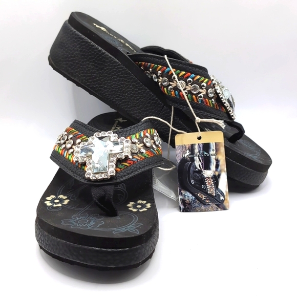 NWT Montana West Black Jeweled Cross Decor Bling Sandals - Size 7 - Picture 4 of 14